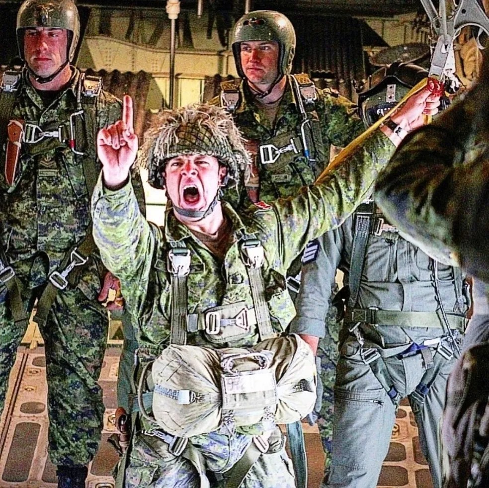 ezgif-173b223c987841